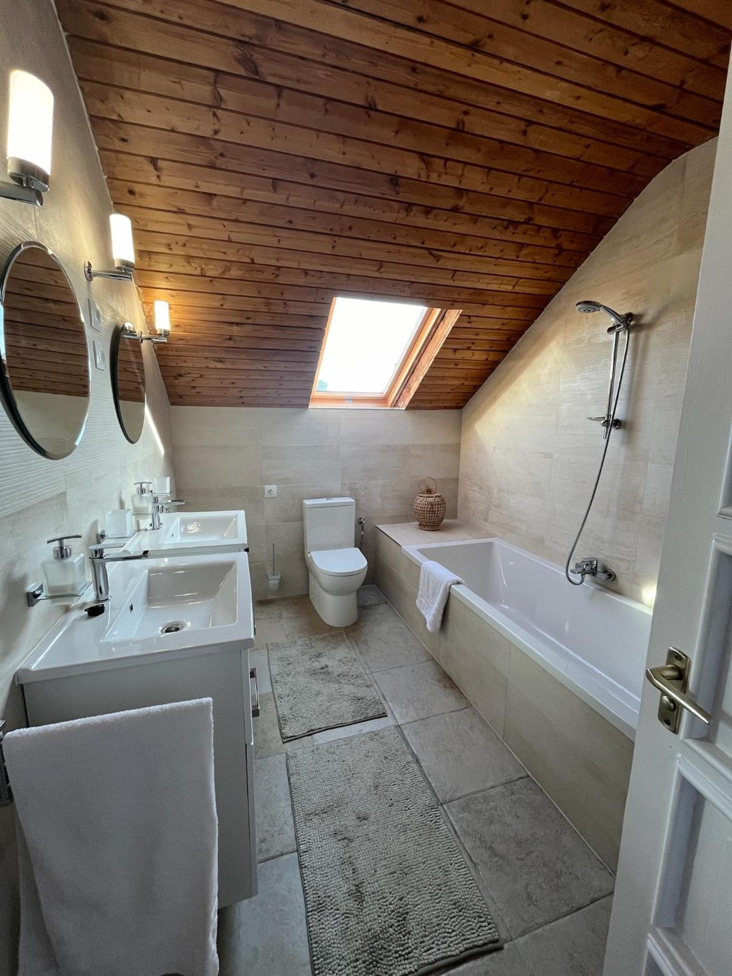 Czinege Vendeghaz - Nagy Haz Apartment โปรอสซโล ภายนอก รูปภาพ